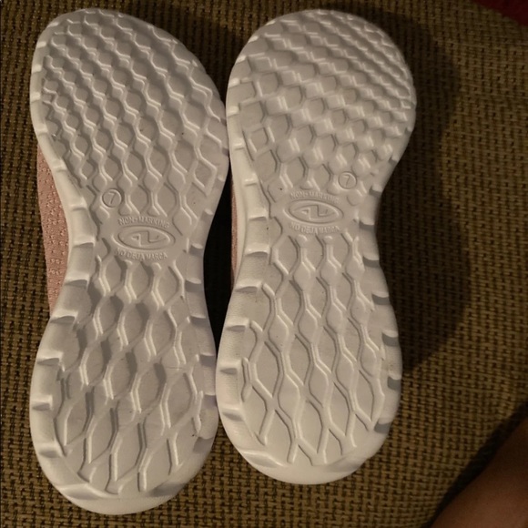 Shoes - Picture 2 of 3